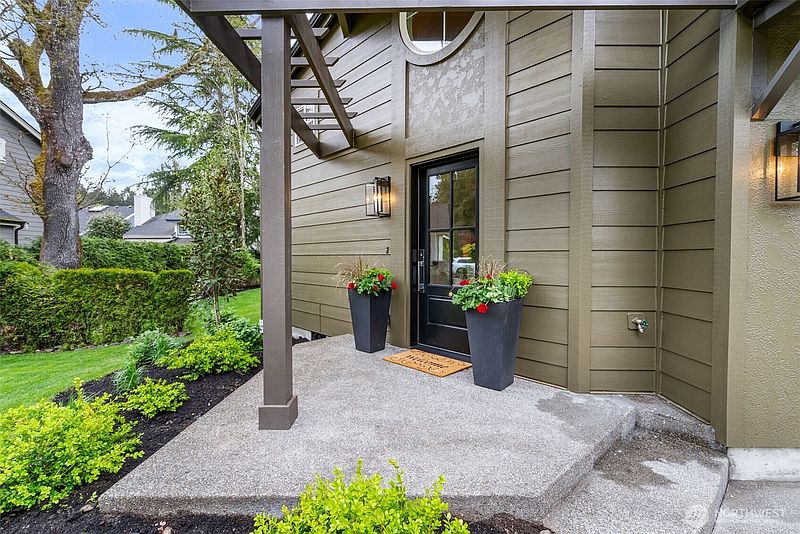 3rd image of 6223 85th Avenue W