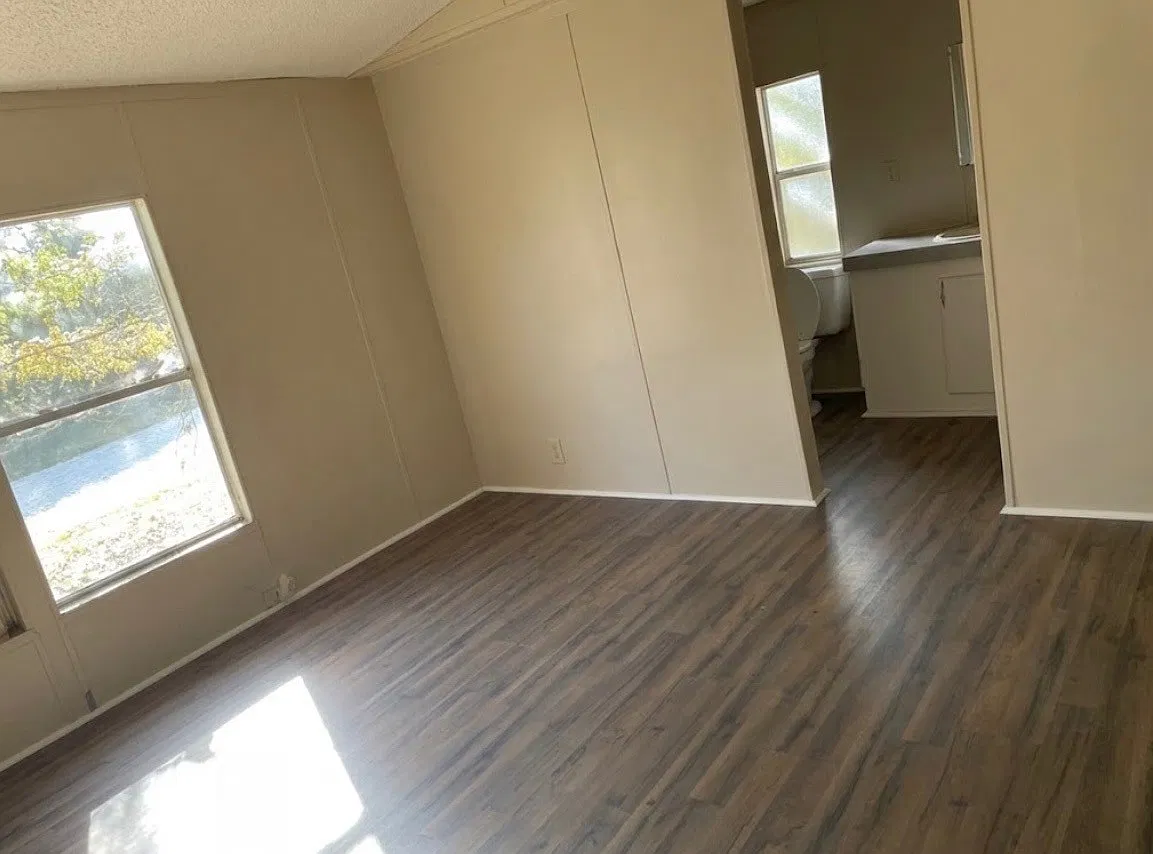 3 bed, 1223 sqft, $1,020 — Photo 1