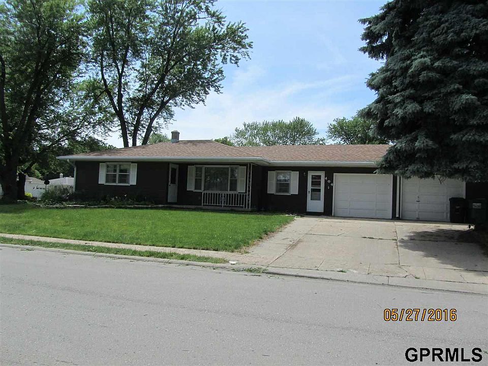 1st image of 404 Pontiac Dr