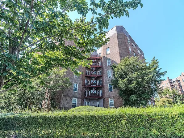 902 Ocean Pkwy APT 3F, Brooklyn, NY 11230
