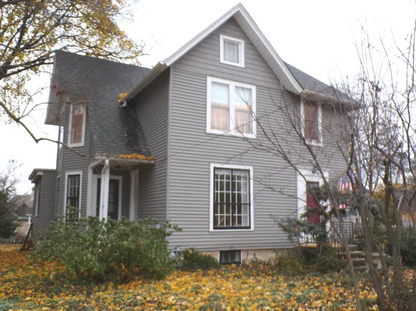 618 N West St, Wheaton, IL 60187