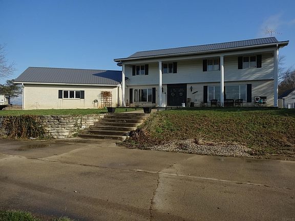FRONT EXTERIOR