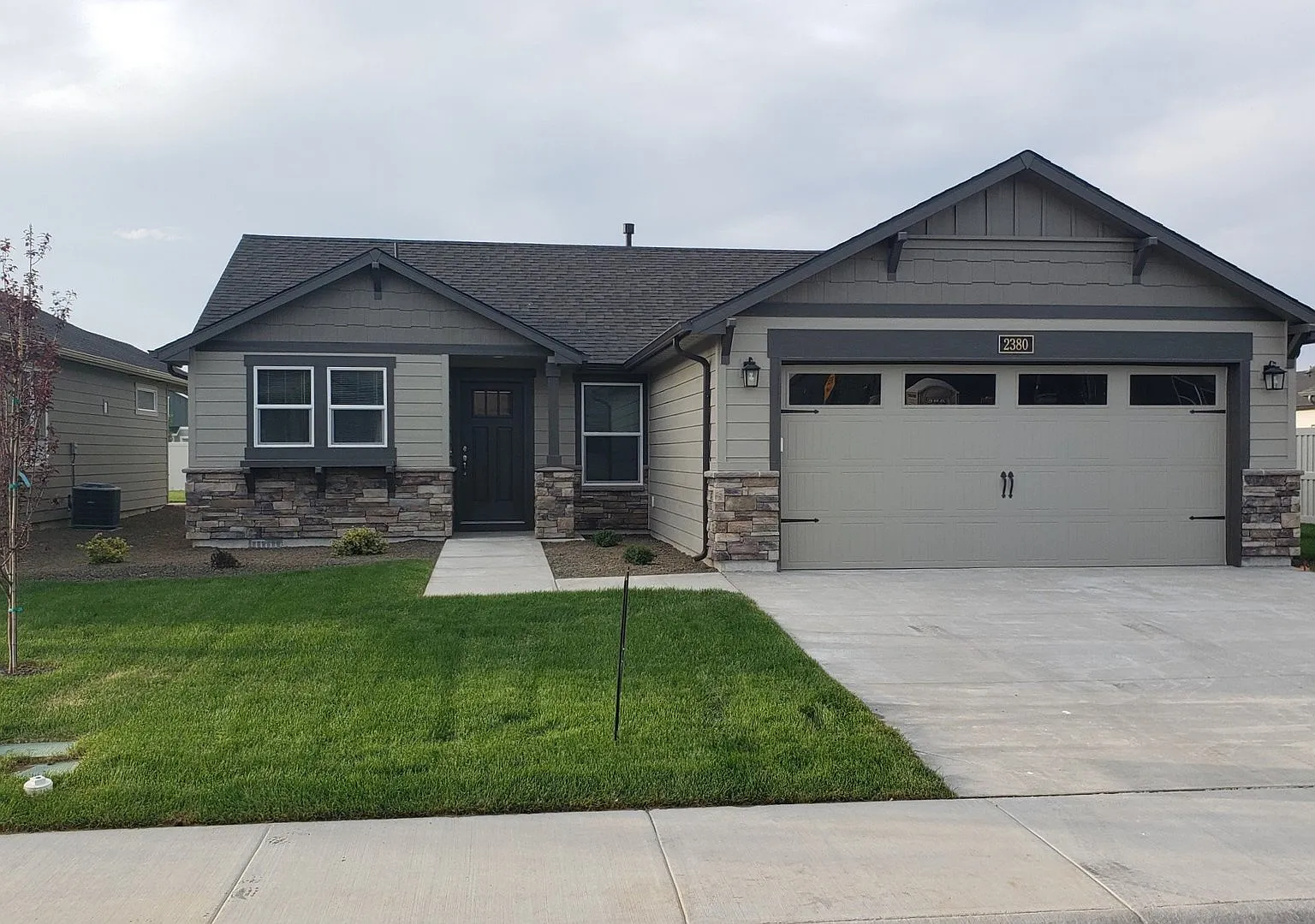 Newer 3 Bedroom Home! — Photo 1