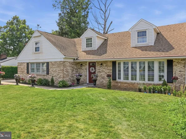 505 Glenn St, Shippensburg, PA 17257
