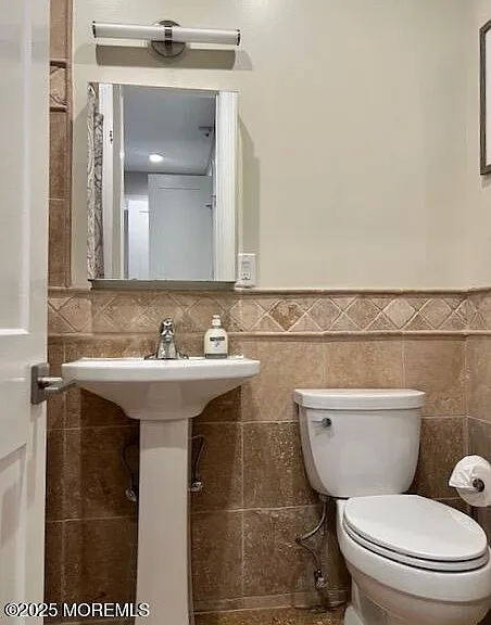 892 Elberon Ave #STUDIO — Photo 15