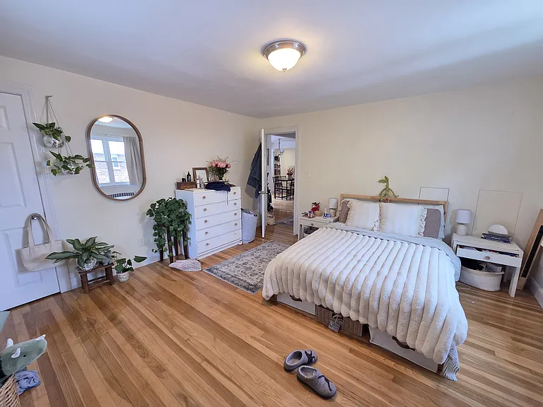 12-14 Louise Rd — Photo 12