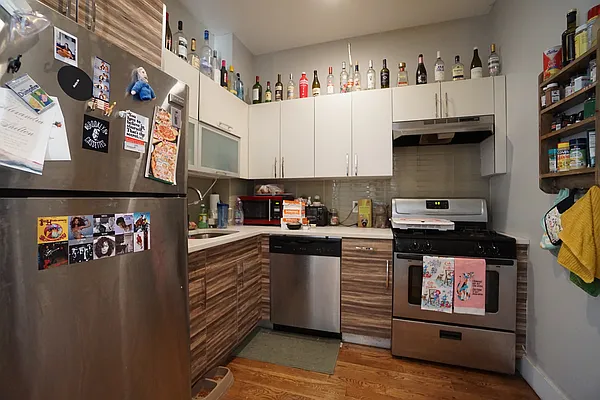 Rented by Rennit Inc. | media 25