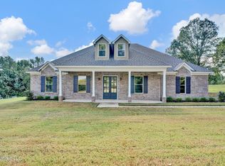 111 Jessica Cv, Holly Springs, MS 38635