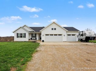 703 140th Ave, Wayland, MI 49348