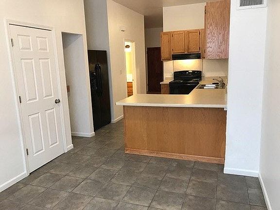 3rd image of 3310 Oregon Ave