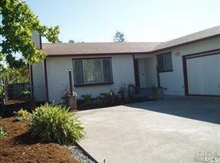 1948 Coffee Tree Ct, Santa Rosa, CA 95403