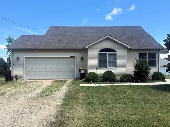 314 N Grove St, Rochelle, IL 61068