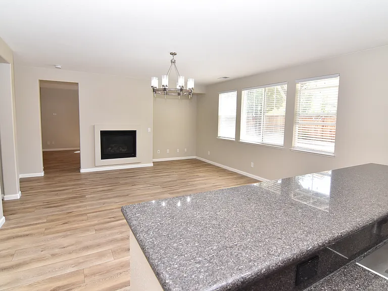 6773 Kiskadee Dr — Photo 8