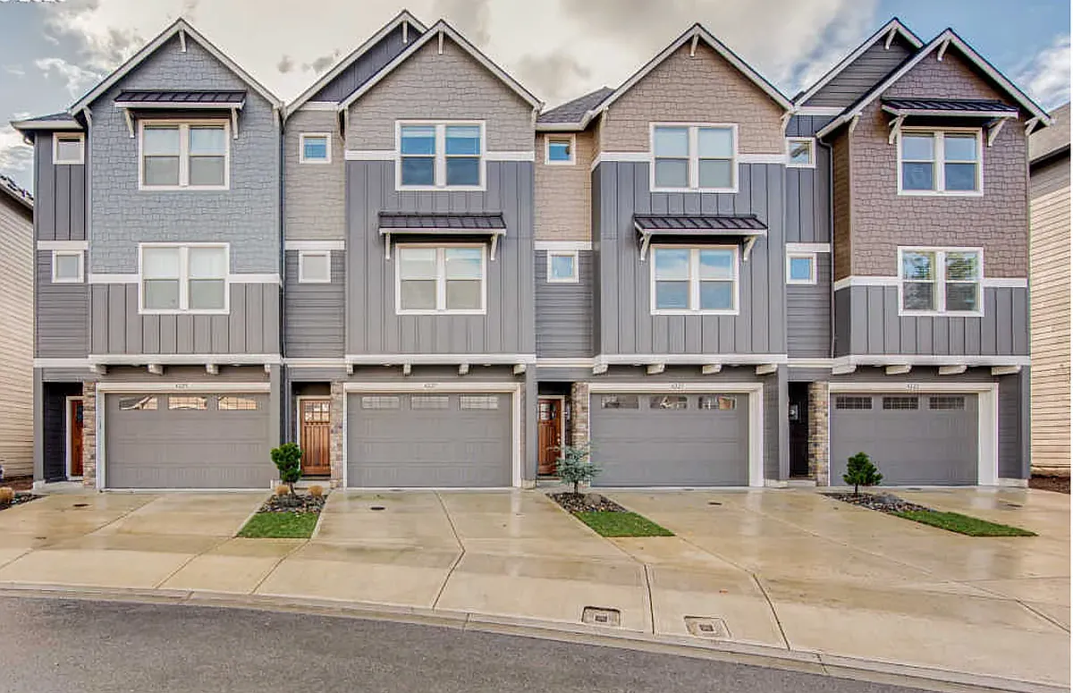 Building Photo - 4227 NW Sage Loop #1