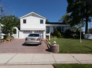889 Northern Blvd, Baldwin, NY 11510
