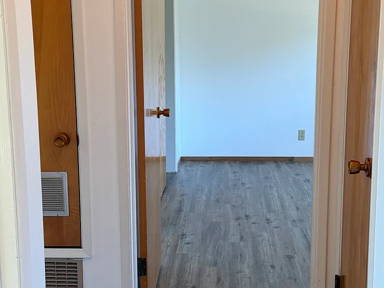 1045 Williams Way #4 — Photo 3