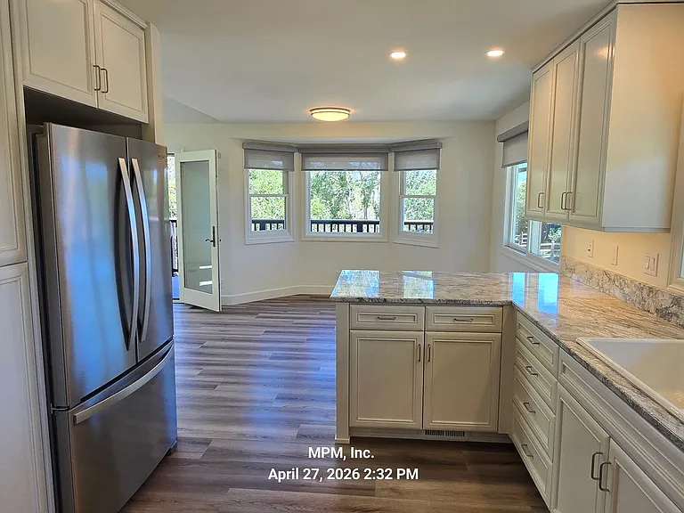 5136 Hillcrest Dr — Photo 56