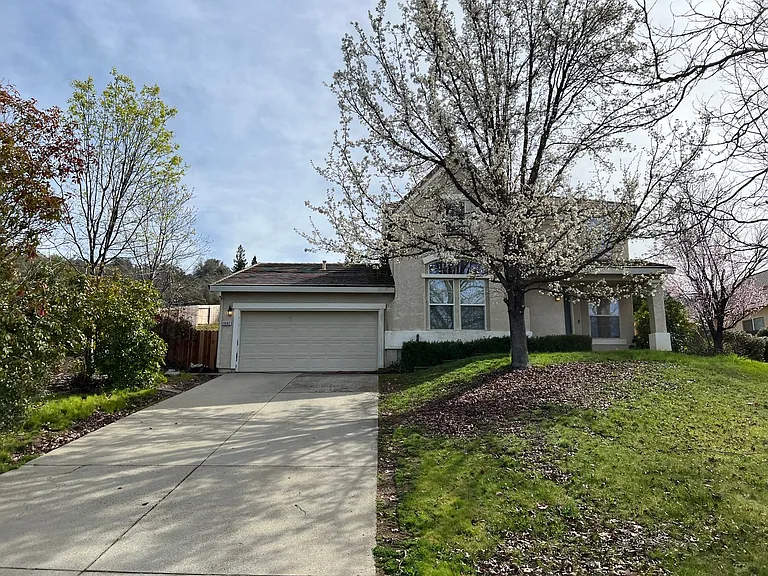 6082 Connery Dr — Photo 1