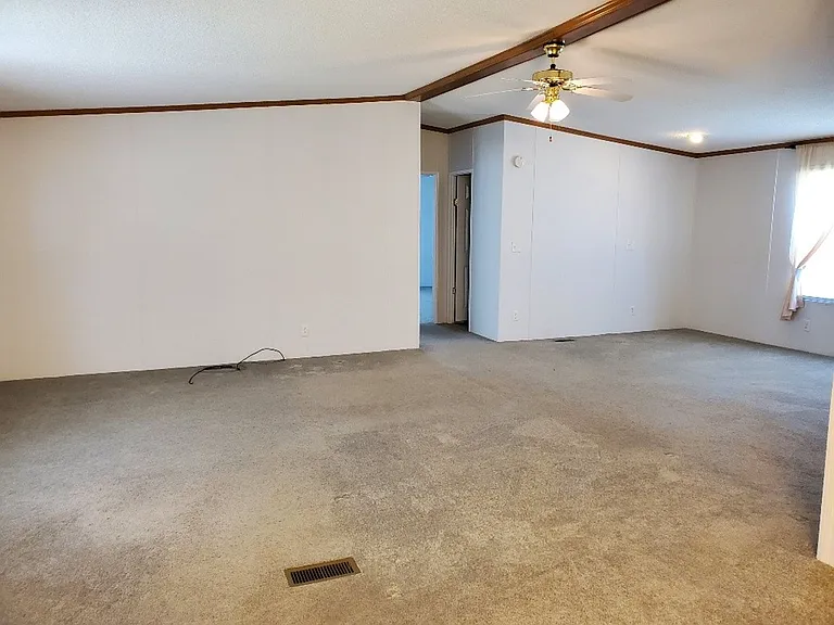 1114 Northside Rd #8 — Photo 2