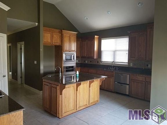 2nd image of 40563 Pelican Point Pkwy