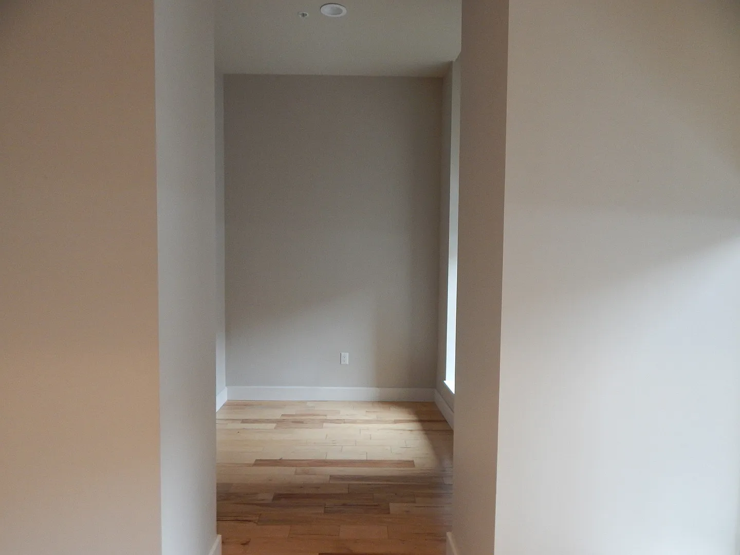 902-Park Place at 60 State — Photo 3