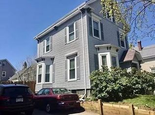 225 Arlington St #2, Quincy, MA 02170