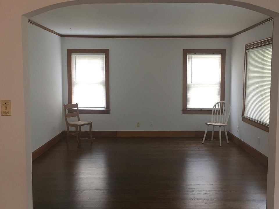1st image of 3211 Dodson Ave