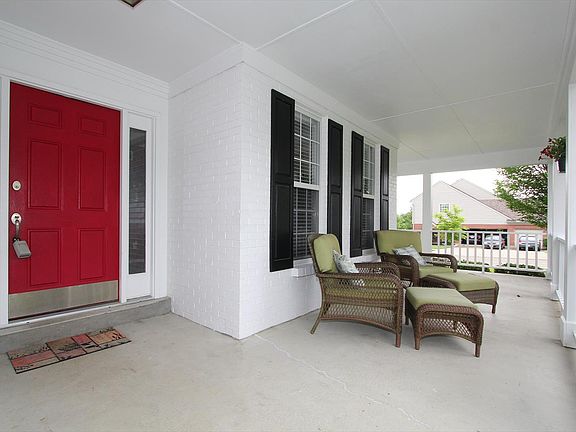 2nd image of 884 Augusta Blvd