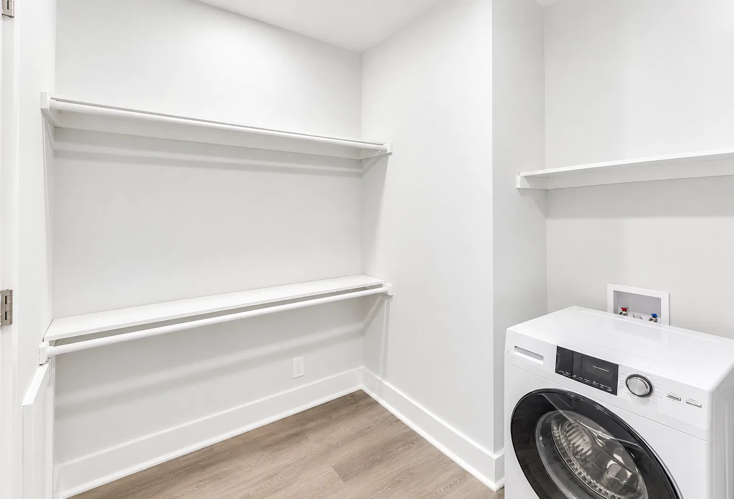 1 bed, 800 sqft, $1,295 — Photo 3
