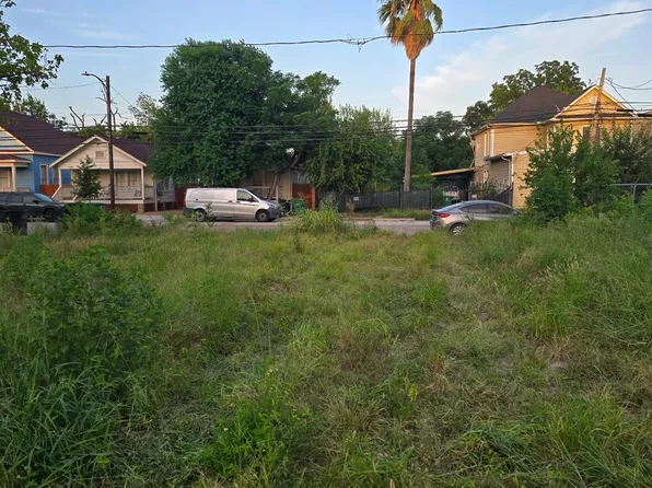 2107 Hardy St, Houston, TX 77026