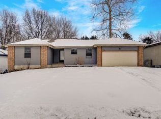 5726 S Franklin Ave, Springfield, MO 65810
