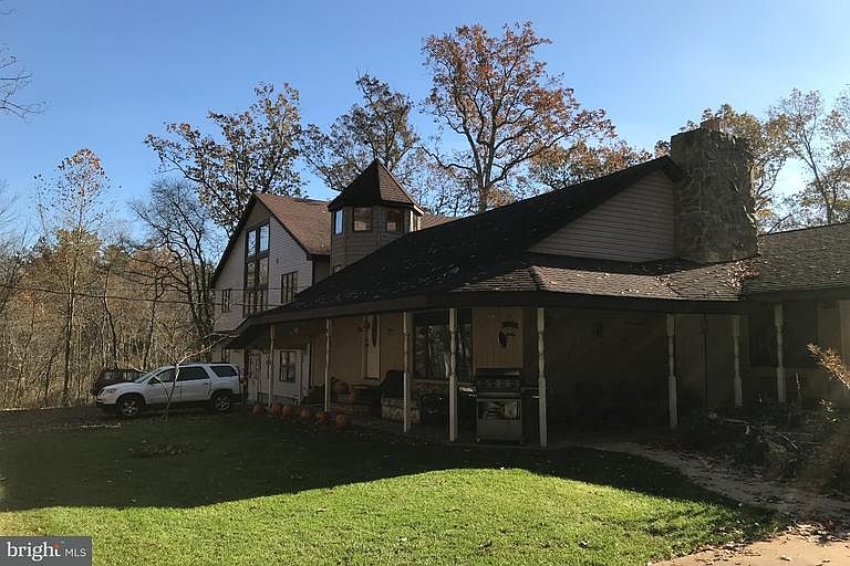 1st image of 213 Orange Ave