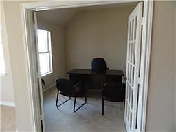 4th image of 1208 Biggs Ct