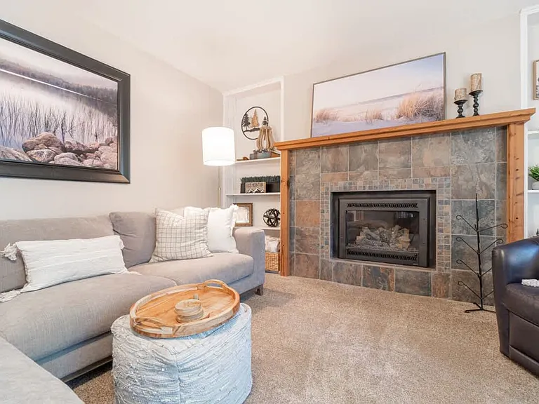 White Fir Rd — Photo 12
