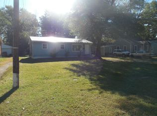 1240 Dahl Rd, Louisville, KY 40213