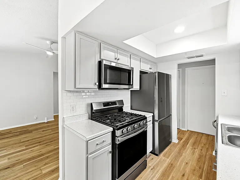 6609 Branchwood Dr — Photo 12