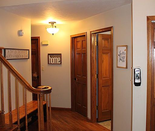 Entry way