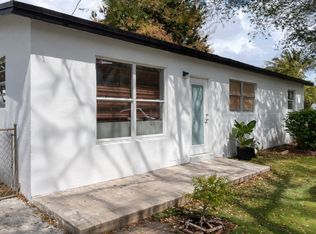 1031 NE 212th Ter, Miami, FL 33179