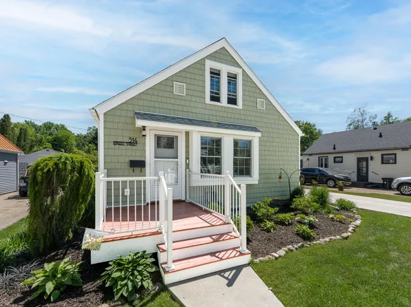 514 Edgell St, South Haven, MI 49090