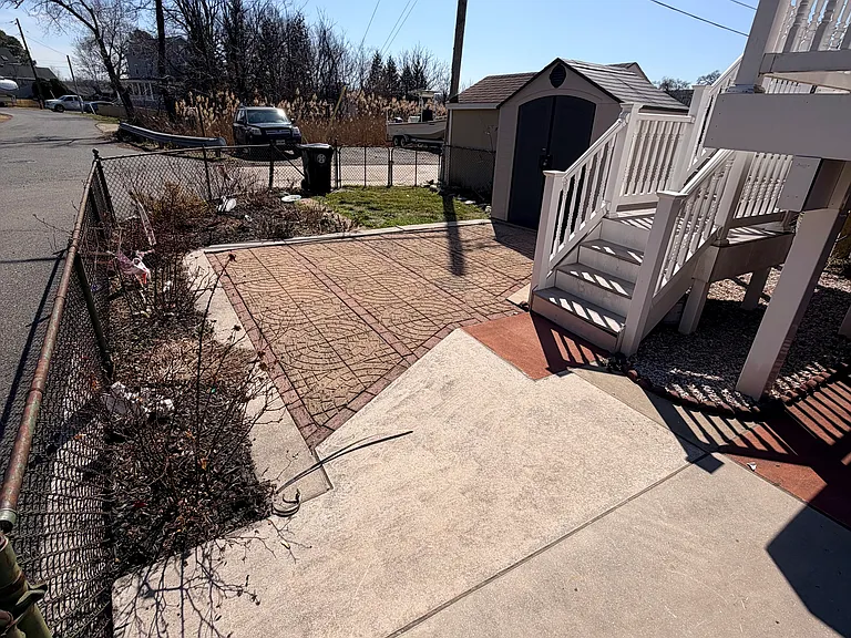 1903 Quentin Rd — Photo 4