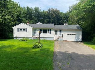 8 Paul St, Wolcott, CT 06716