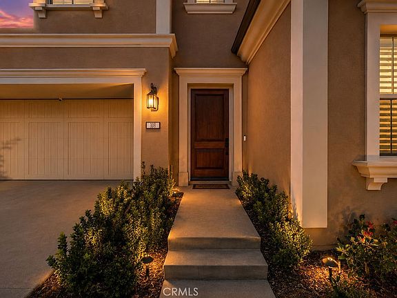 3rd image of 108 Oakstone
