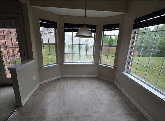 3rd image of 2189 Purple Leaf Ln