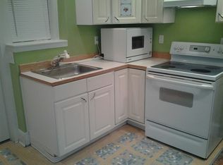 1302 Queen Anne Ave N APT B, Seattle, WA 98109
