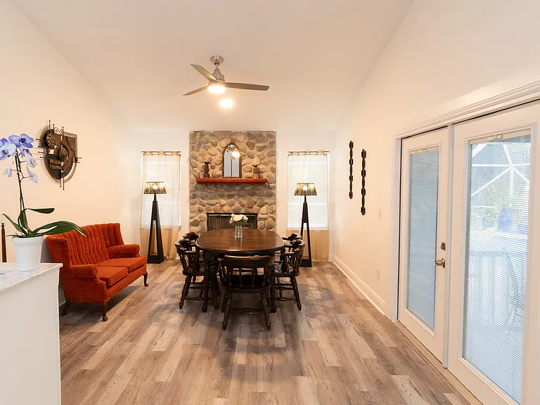 4285 Litteral Ln — Photo 17