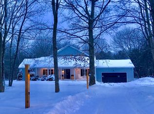 319 Fox Point Rd, Newington, NH 03801