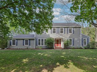 452 Bron Derw Ct, Wales, WI 53183