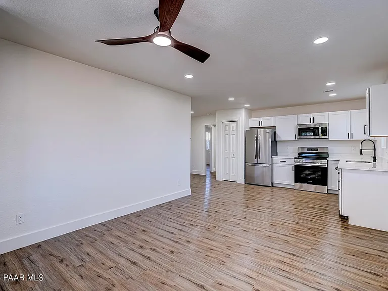 3164 N Yavapai Rd #B — Photo 8
