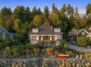 9975 NE South Beach Dr, Bainbridge Island, WA 98110
