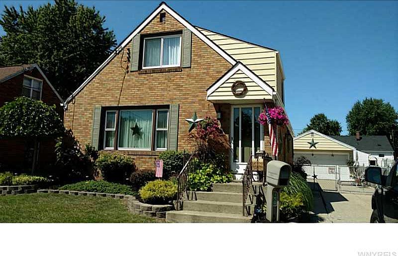 1st image of 150 Barnsdale Ave